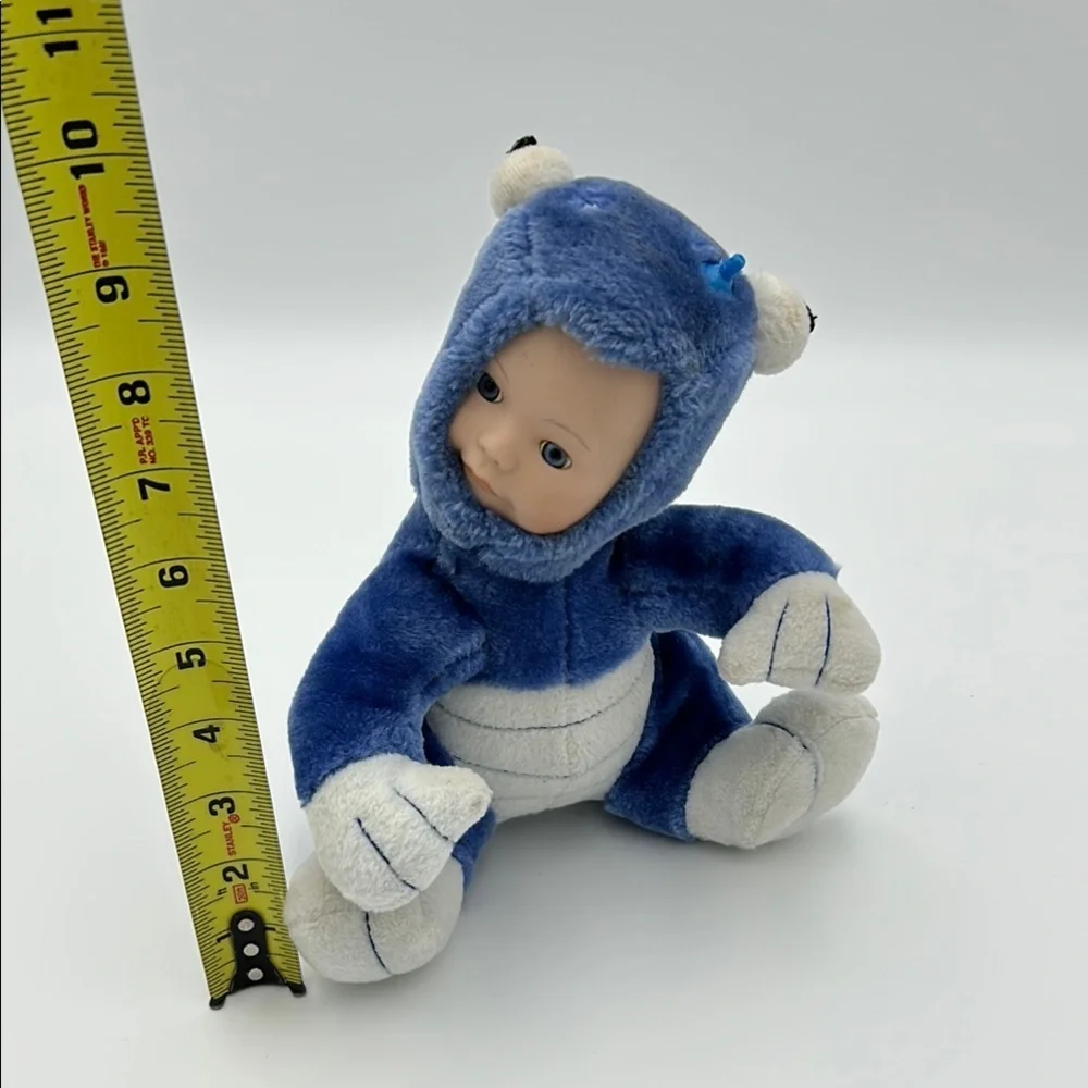 Vintage 2002 Geppeddo Cuddle kids Bethany plush Blue and Pink Butterfly
